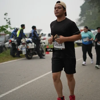 Runner Photo 8845462