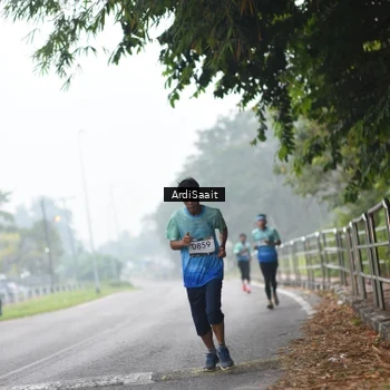 Runner Photo 8845736