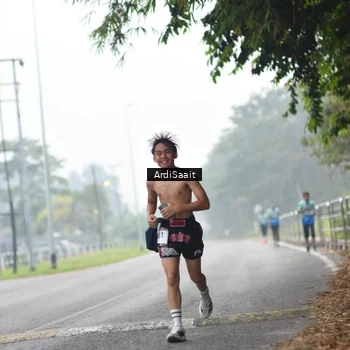 Runner Photo 8845781