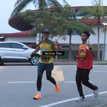 Runner Photo 8845860