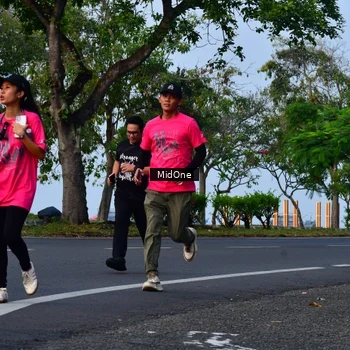Runner Photo 8845911