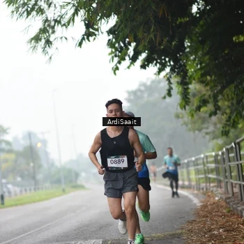 Runner Photo 8845924