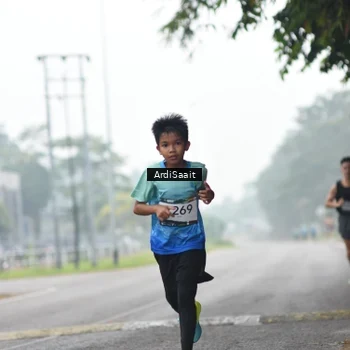 Runner Photo 8846002