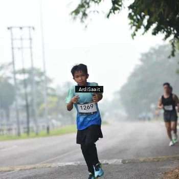 Runner Photo 8846014