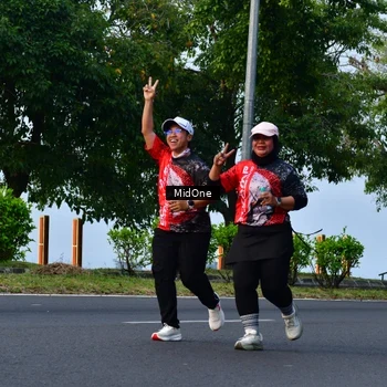 Runner Photo 8846035