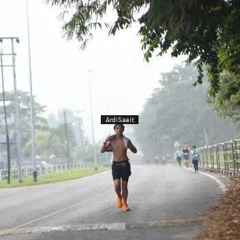 Runner Photo 8846156