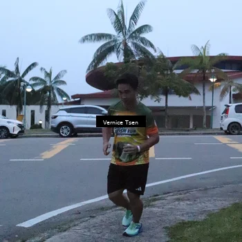 Runner Photo 8846182