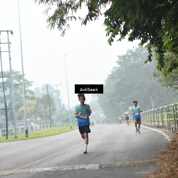 Runner Photo 8846290