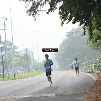 Runner Photo 8846355