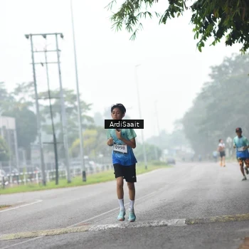 Runner Photo 8846367