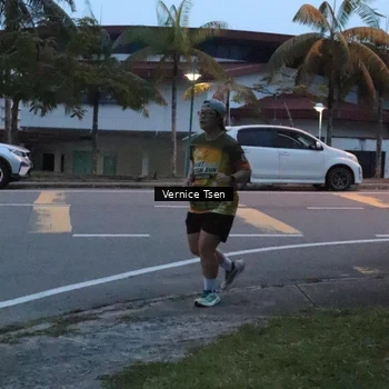 Runner Photo 8846399