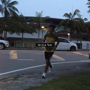 Runner Photo 8846466