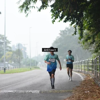 Runner Photo 8846469