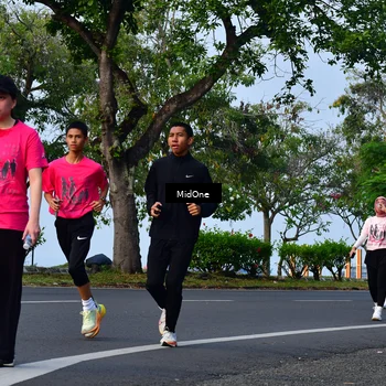 Runner Photo 8846526