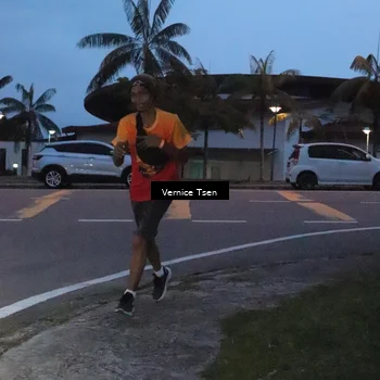 Runner Photo 8846576