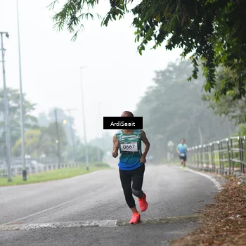 Runner Photo 8846682