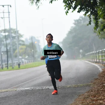 Runner Photo 8847013