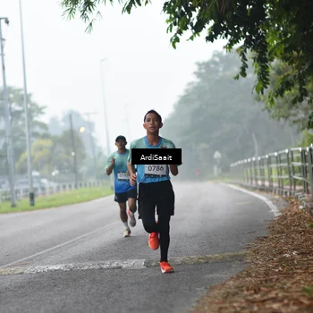 Runner Photo 8847015