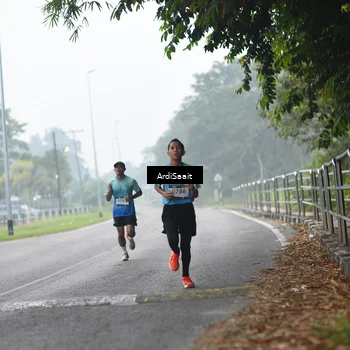 Runner Photo 8847040