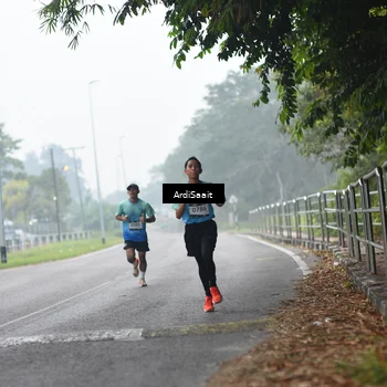 Runner Photo 8847042
