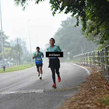 Runner Photo 8847078