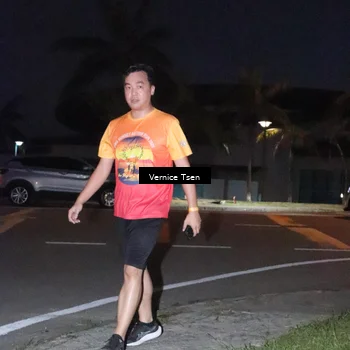 Runner Photo 8847107