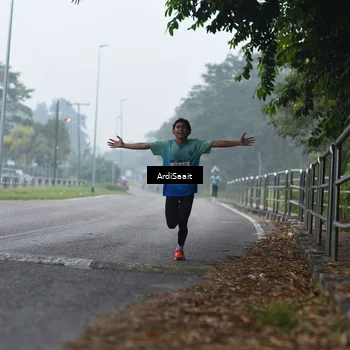 Runner Photo 8847224