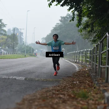 Runner Photo 8847249