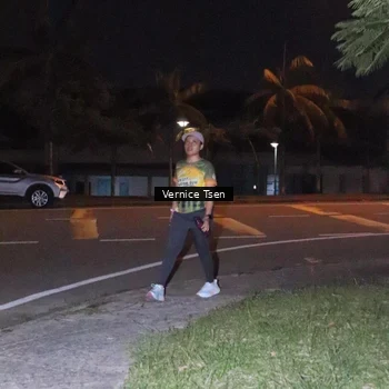 Runner Photo 8847374