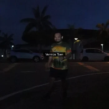 Runner Photo 8847383