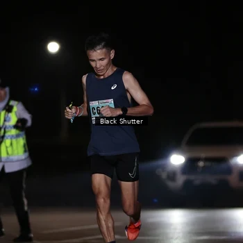 Runner Photo 8847395