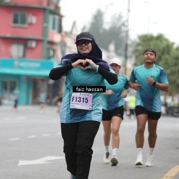 Runner Photo 8847429
