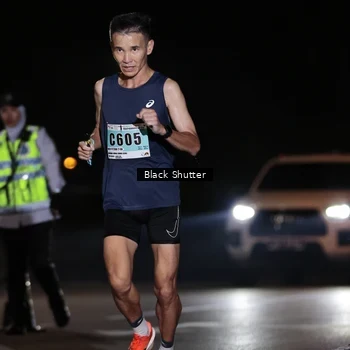 Runner Photo 8847435