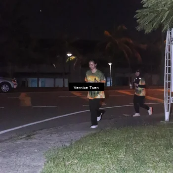 Runner Photo 8847479