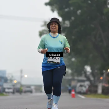 Runner Photo 8847486