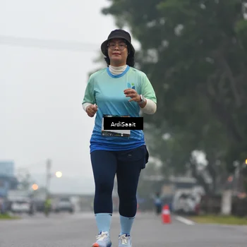 Runner Photo 8847498