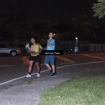 Runner Photo 8847581