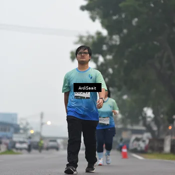 Runner Photo 8847656