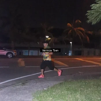 Runner Photo 8847723