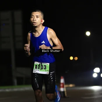Runner Photo 8847749
