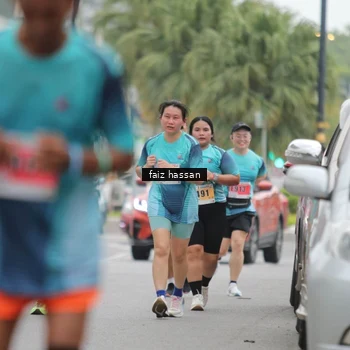 Runner Photo 8847751