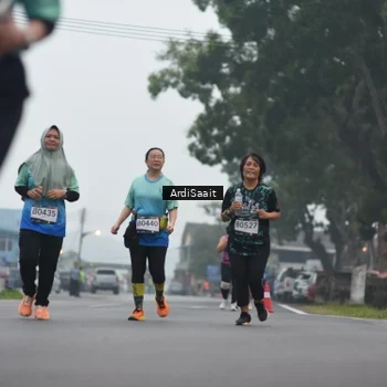 Runner Photo 8847807
