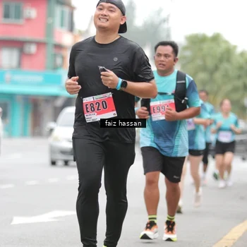 Runner Photo 8847817