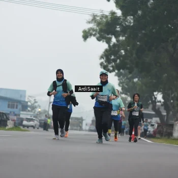 Runner Photo 8847861