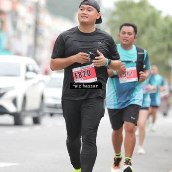 Runner Photo 8847862