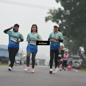 Runner Photo 8848001