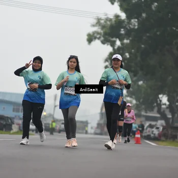 Runner Photo 8848009