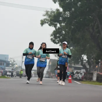 Runner Photo 8848036