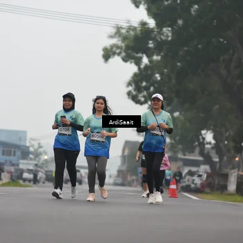 Runner Photo 8848038