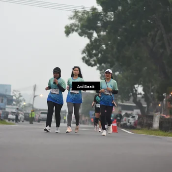 Runner Photo 8848045
